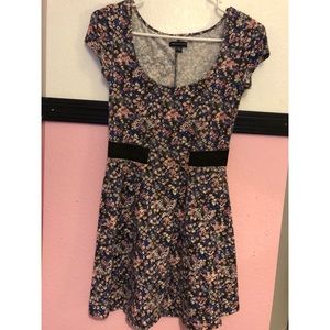 Floral casual dress